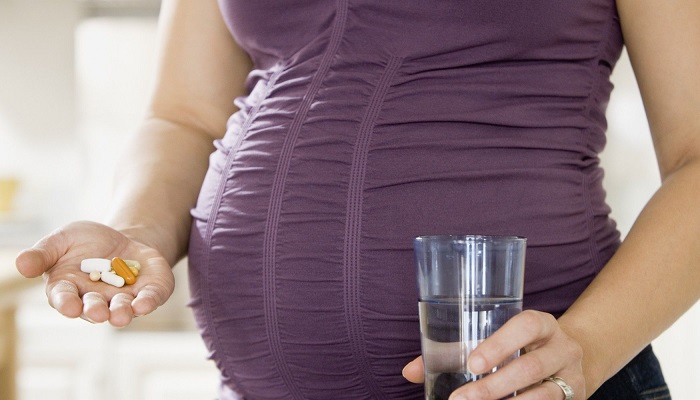 زنان باردار از این ویتامین ها غافل نشوند
