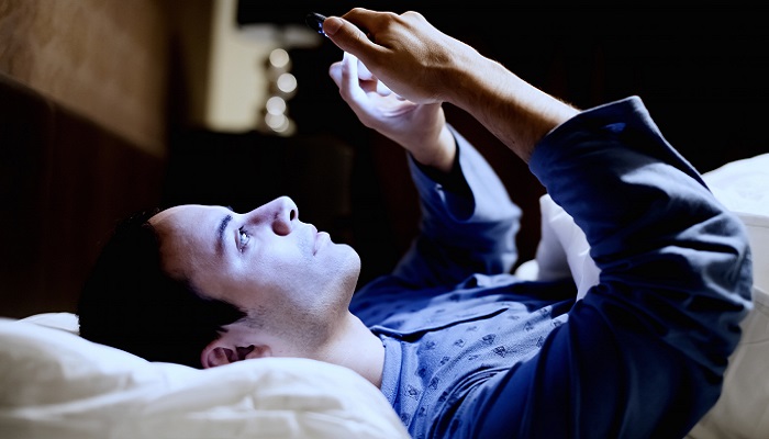 شب بیداری و روز خوابی منجر به بیماری های خطرناکی می شود