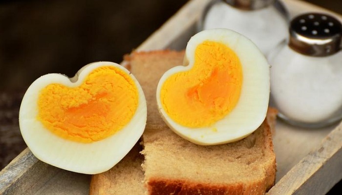 تاثیر مثبت تغذیه نوزادان با تخم مرغ بر رشد مغز