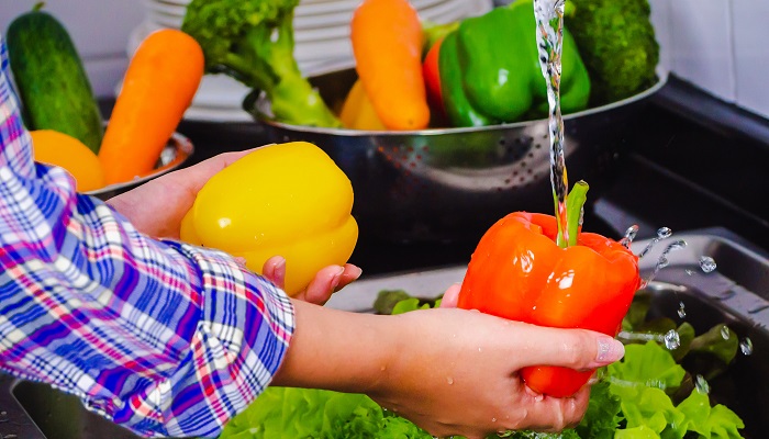 سبزیجات و صیفی جات را حتما ضد عفونی کنید