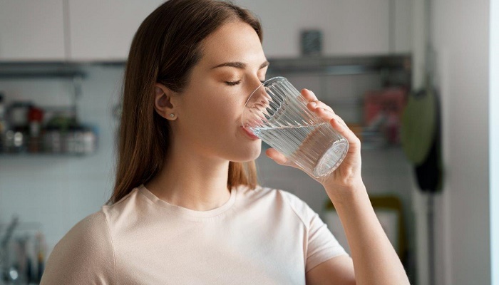 چرا همیشه تشنه هستم؟ چرا همیشه تشنه هستم؟