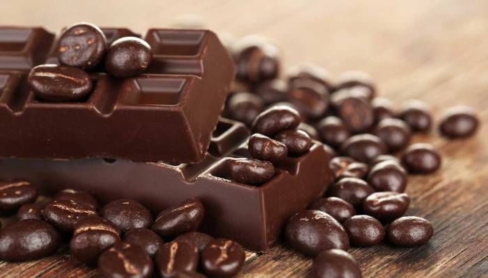 عوارض شکلات تلخ عوارض شکلات تلخ