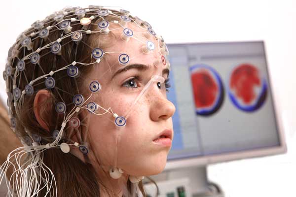 نوار مغزی در کودکان چرا و چگونه انجام می شود؟