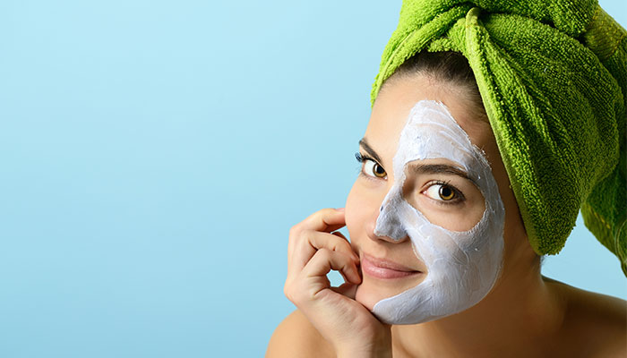 ساده‌ترین روش های خانگی برای پاکسازی پوست