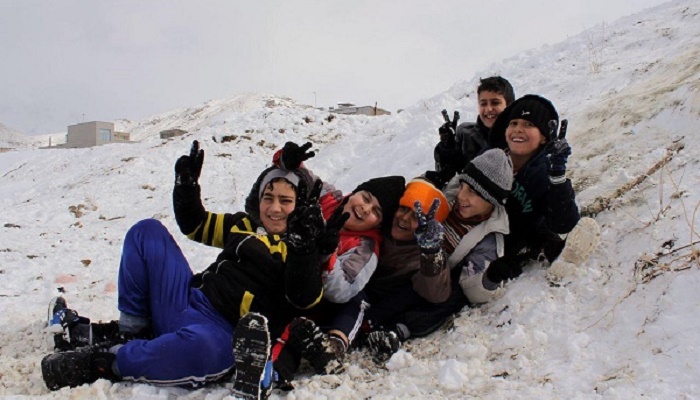 بهپو بررسی می کند، شادی برف و غم سرماخوردگی بهپو بررسی می کند، شادی برف و غم سرماخوردگی