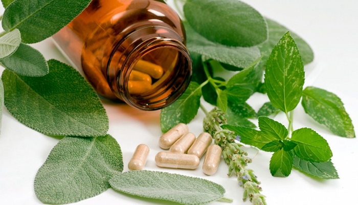 توصیه‌ها و هشدارهای طبیبانه درباره مصرف گیاهان دارویی