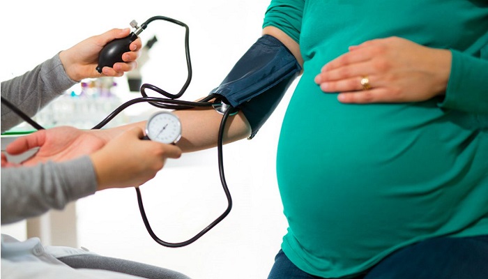 بالا بودن فشار خون پیش از بارداری، خطر سقط جنین را افزایش می دهد
