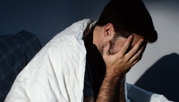 بی‌خوابی می‌تواند با کمردرد مرتبط باشد