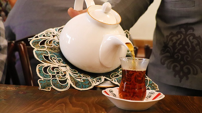 نوشیدن چای پر رنگ مضر است نوشیدن چای پر رنگ مضر است