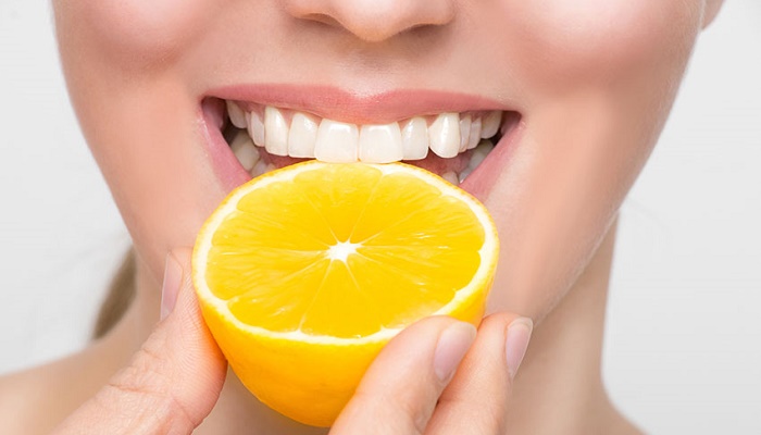 خونریزی لثه نشانه کمبود ویتامین C خونریزی لثه نشانه کمبود ویتامین C
