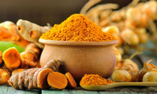 زردچوبه برای چه کسانی مضر است؟ زردچوبه برای چه کسانی مضر است؟