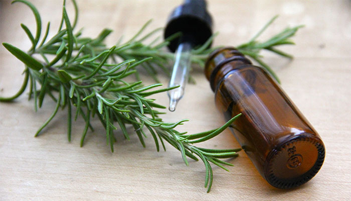 عطر رزماری تقویت کننده حافظه کودکان عطر رزماری تقویت کننده حافظه کودکان