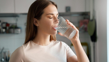 چرا همیشه تشنه هستم؟
