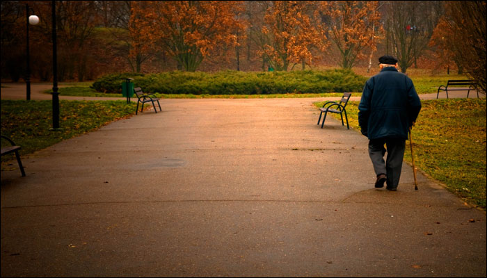 اشکال در راه رفتن در پیری، علامت بیماری قلبی