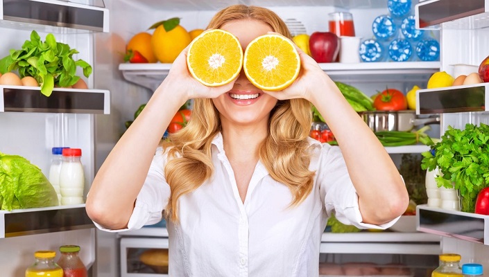 خوراکی هایی که به درمان خشکی چشم کمک می کنند